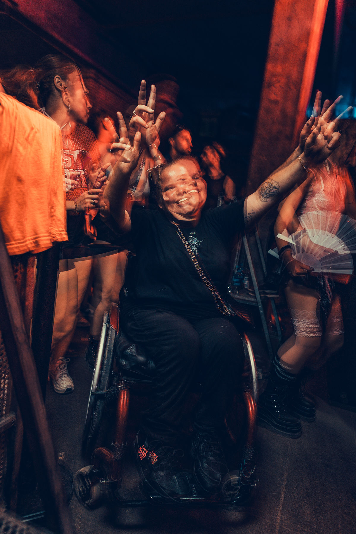 Loading... just a sec